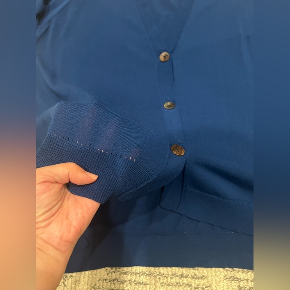 CHICO’S Button Front Lightweight Cardigan Sweater Careerwear Transitional - Picture 11 of 11